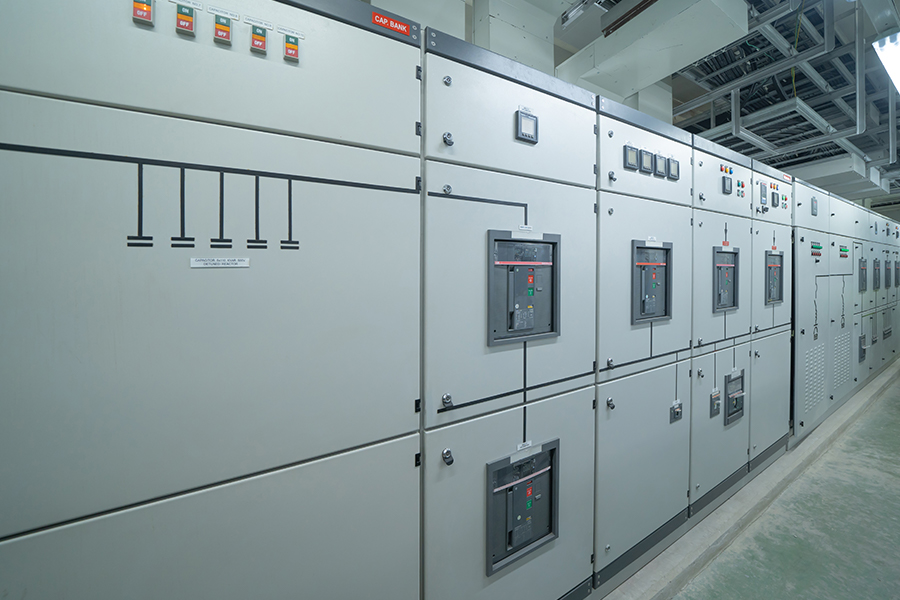 Piața dulapurilor de control de înaltă și joasă tensiune va depăși 150 de miliarde de yuani până în 2025, condusă de tehnologie inteligentă și energie nouă.